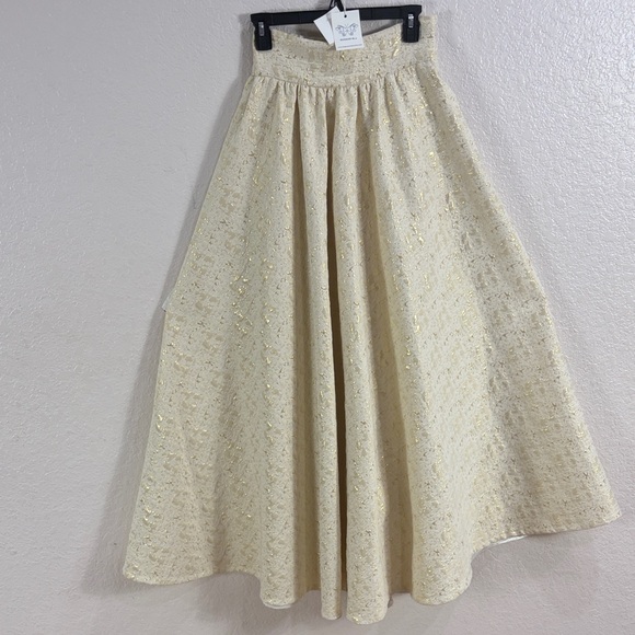 Bognar and Piccolini Bognar Blue,Size XS,Elegant Cream Maxi Skirt - Picture 7 of 17